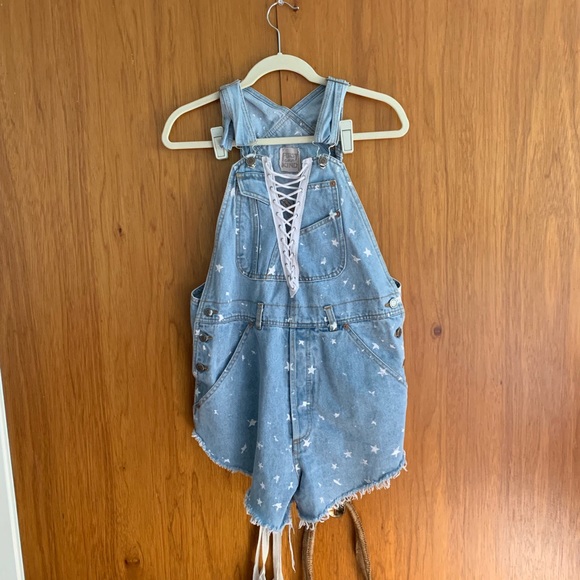 Carmar furst of a kind star print short overalls - Picture 2 of 5